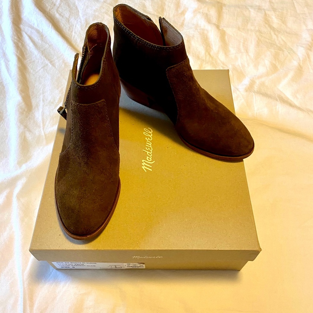 Madewell size 8 suede boots. Worn twice.
